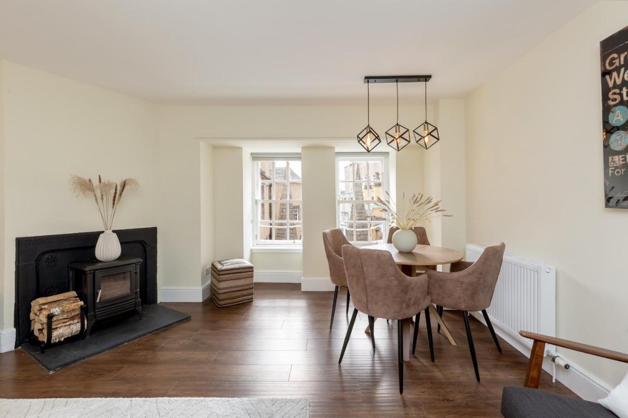 Guestready - Elegant 2Br Period Flat In Oldtown Lägenhet Edinburg Exteriör bild