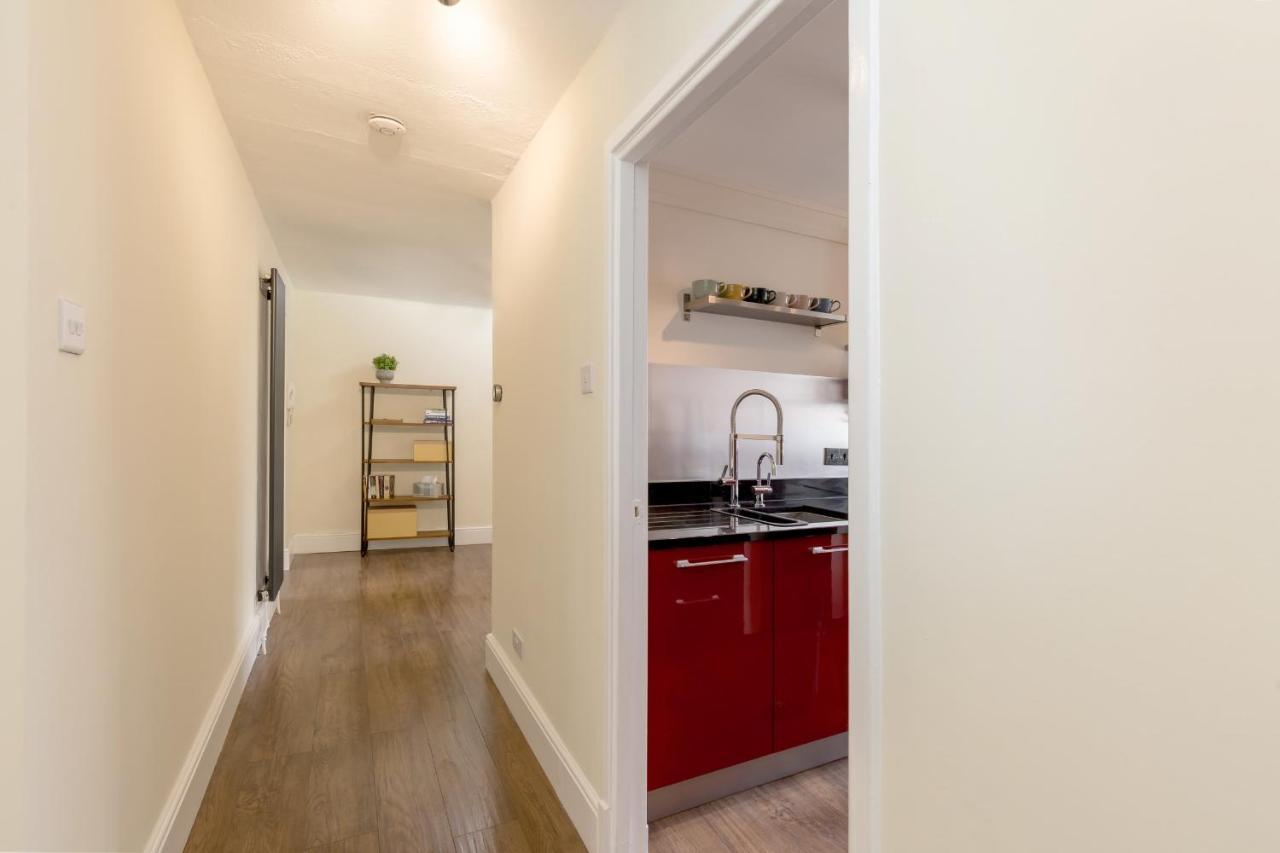 Guestready - Elegant 2Br Period Flat In Oldtown Lägenhet Edinburg Exteriör bild